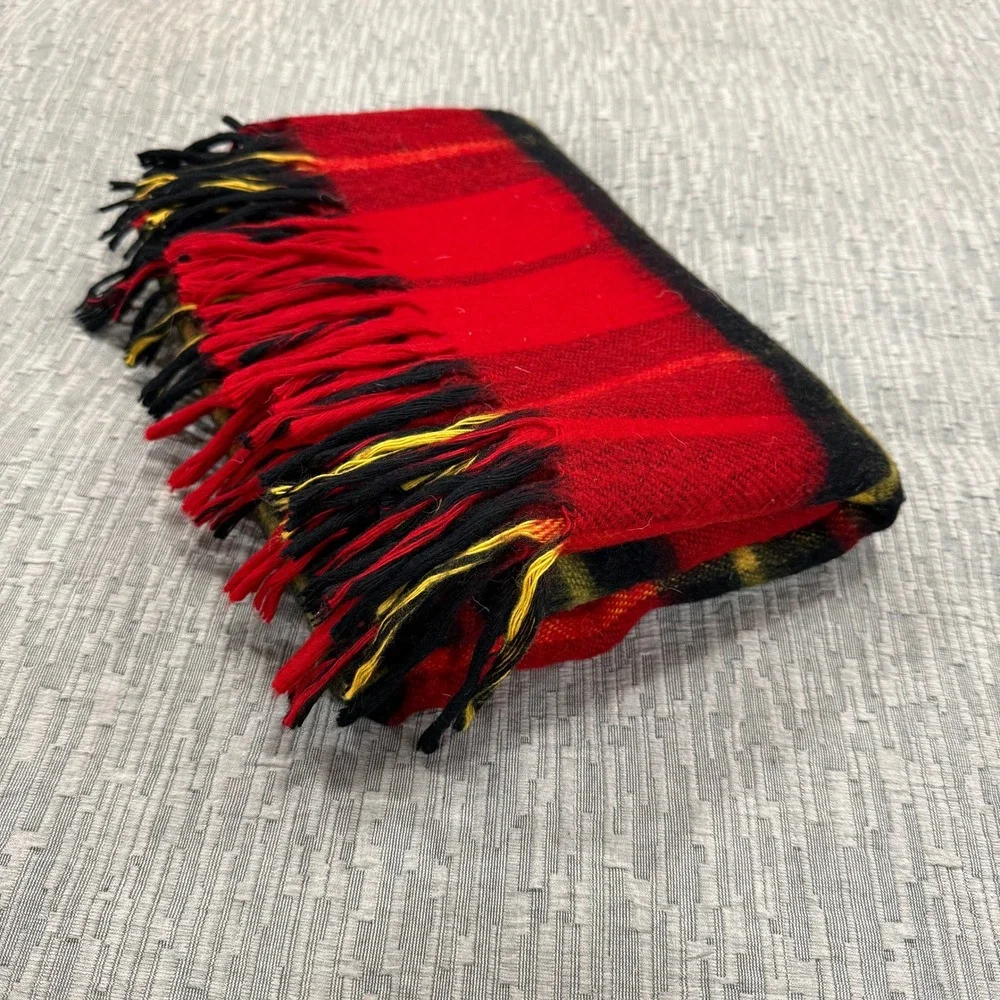 Vintage Wool Red Black‎ 52 x 52 Soft Warm Throw Blanket
